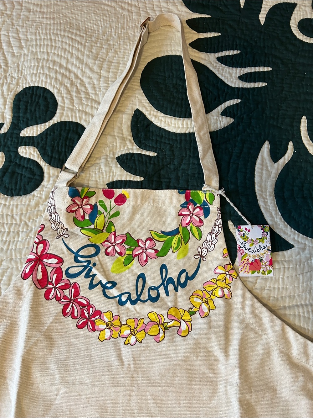 Foodland x Suzanne Jennerich Give Aloha Apron NWT - Picture 3 of 6